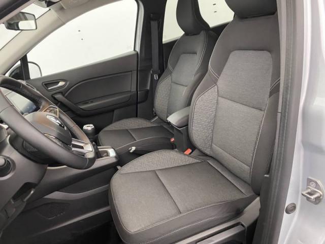 Renault Captur image 9