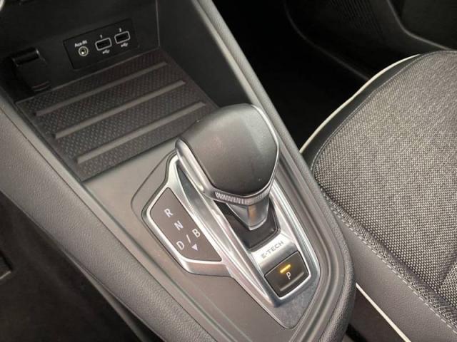 Renault Captur image 1