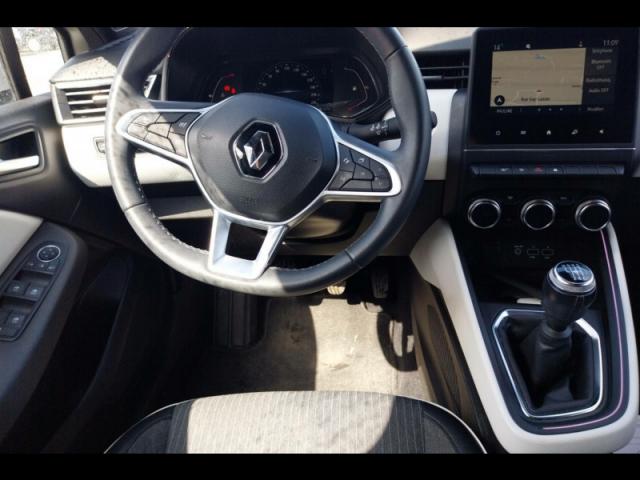 Renault Clio image 6