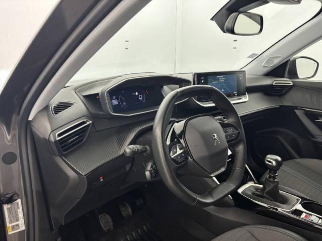 Peugeot 2008 image 1
