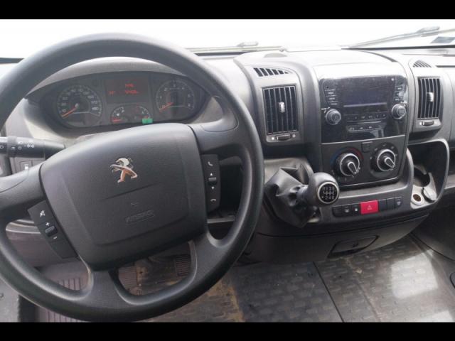 Peugeot Boxer image 6