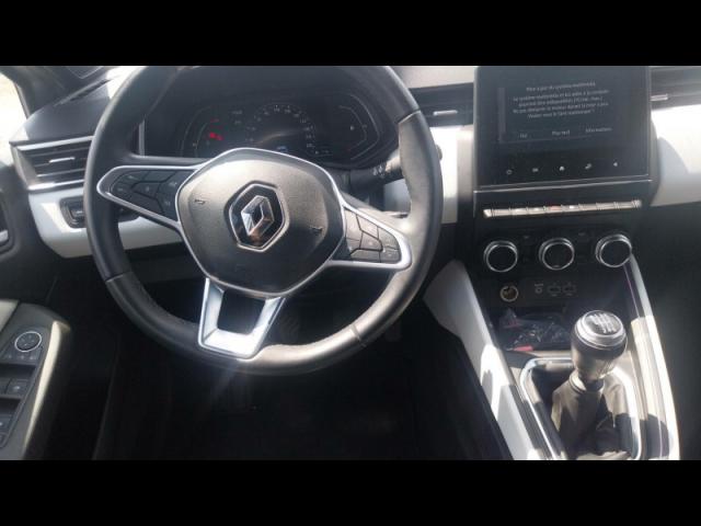 Renault Clio image 6