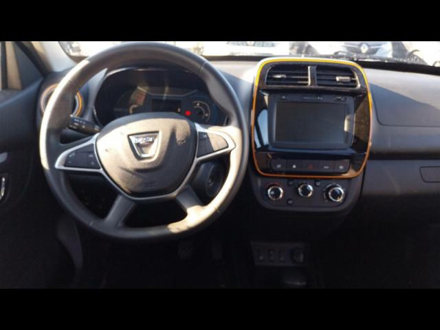 Dacia Spring image 2