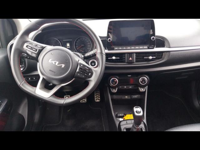 Kia Picanto image 7