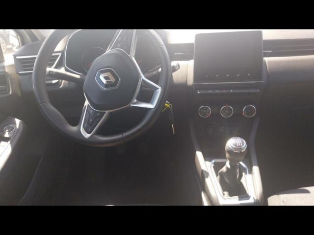 Renault Clio image 2