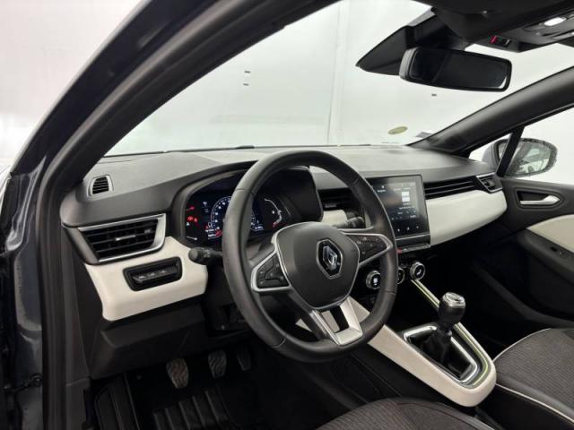 Renault Clio image 8