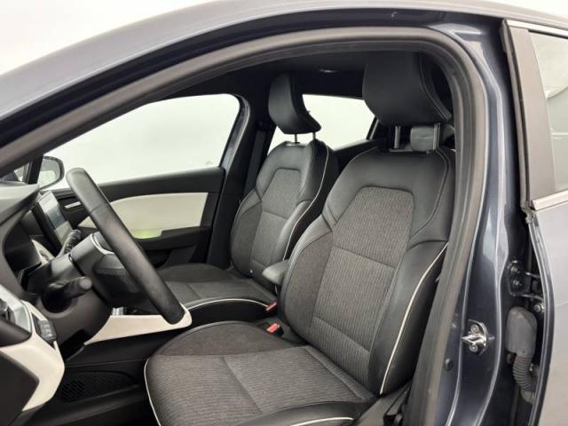 Renault Clio image 9
