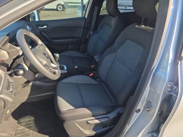 Renault Captur image 8