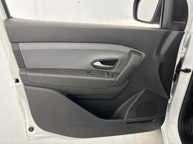 Renault Express image 7