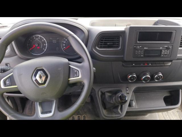 Renault Master image 7