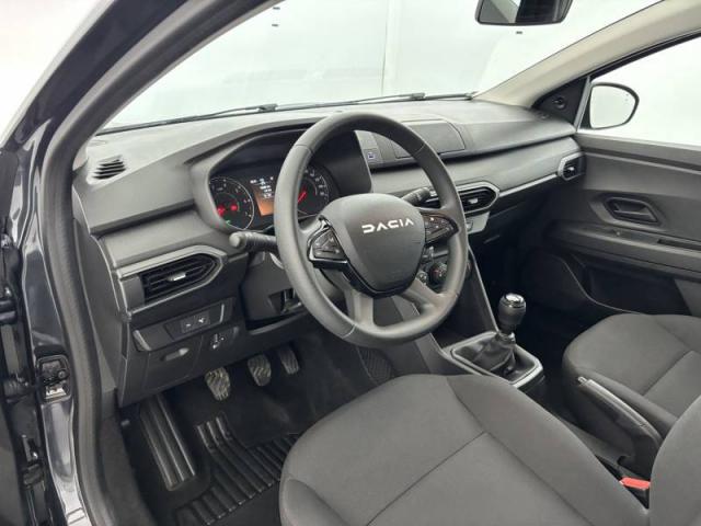 Dacia Jogger image 1