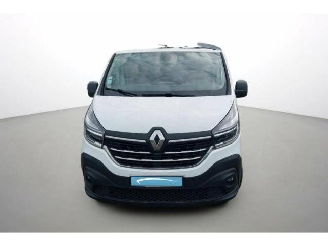 Renault Trafic image 2