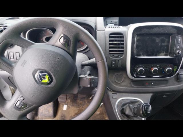 Renault Trafic image 6