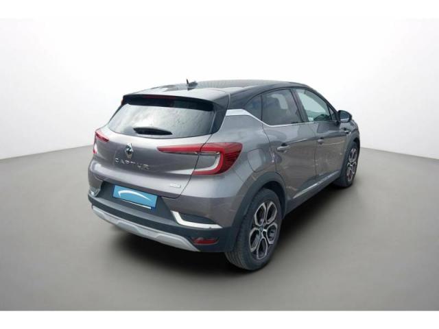 Renault Captur image 2
