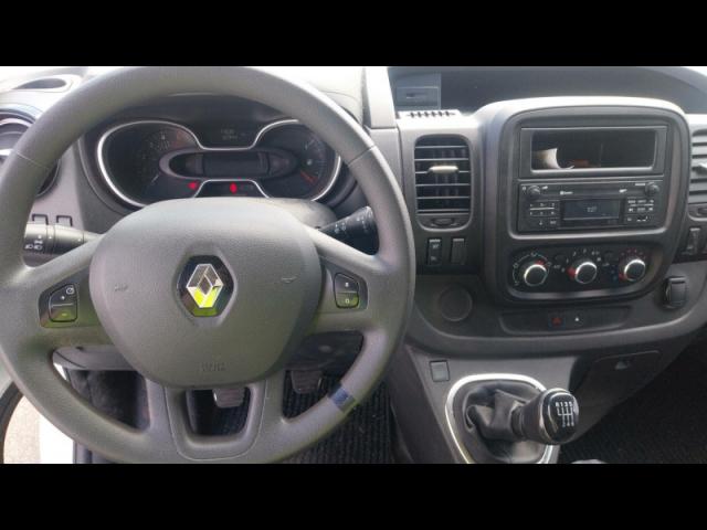 Renault Trafic image 3