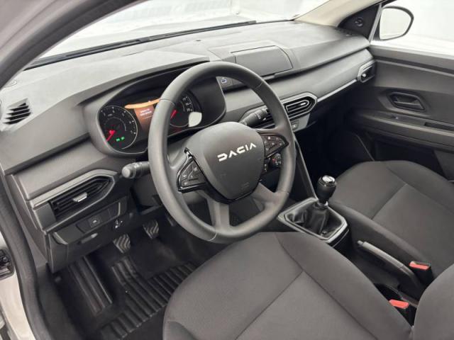 Dacia Jogger image 1