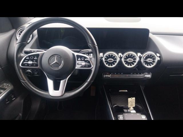 Mercedes Benz Gla image 2