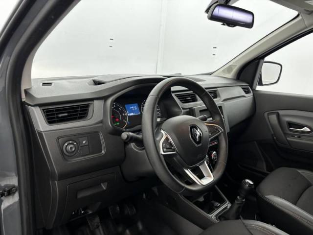 Renault Express image 1
