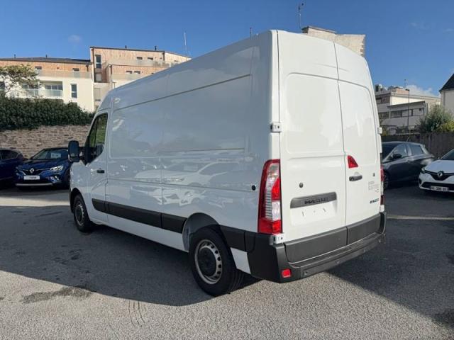 Renault Master image 1