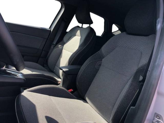 Renault Captur image 1