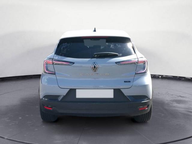 Renault Captur image 2