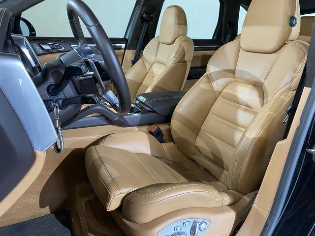Porsche Cayenne image 4