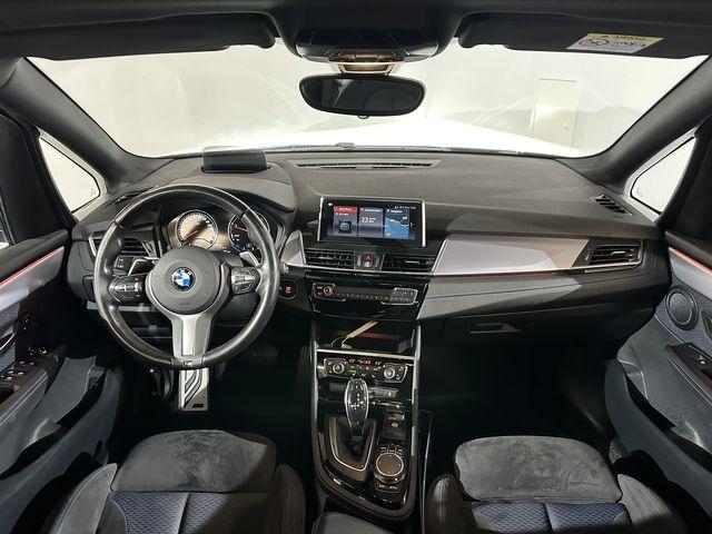 Bmw Serie 2 image 9