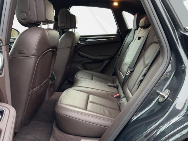 Porsche Macan image 5