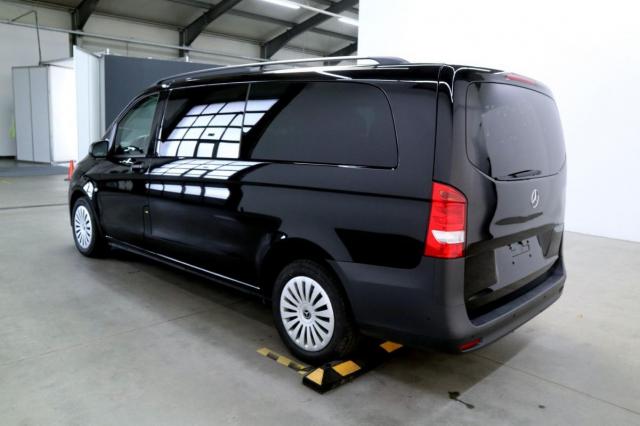Mercedes Benz Vito image 3