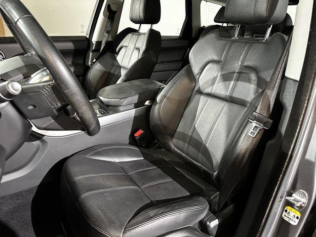Land Rover Range Rover Sport image 1