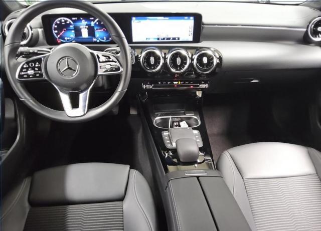 Mercedes Benz Cla image 5