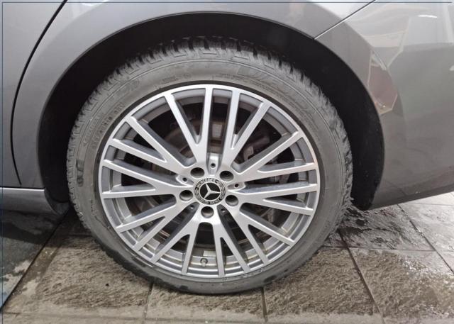 Mercedes Benz Cla image 6