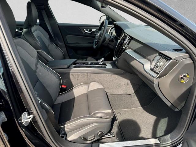 Volvo S60 image 7