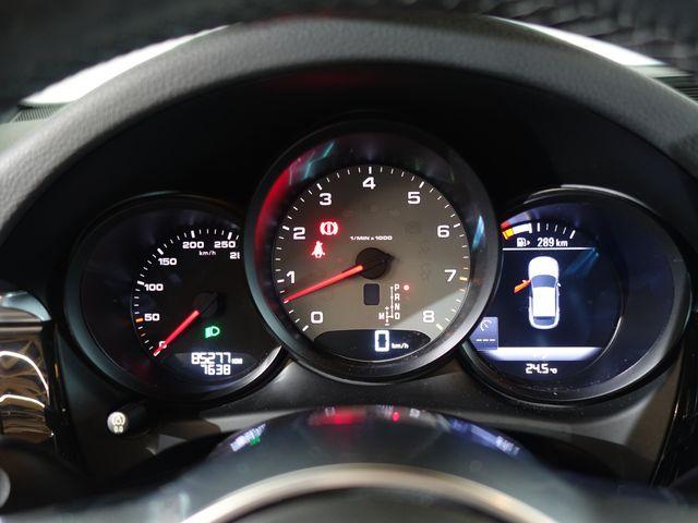 Porsche Macan image 5