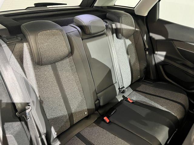 Peugeot 3008 image 7