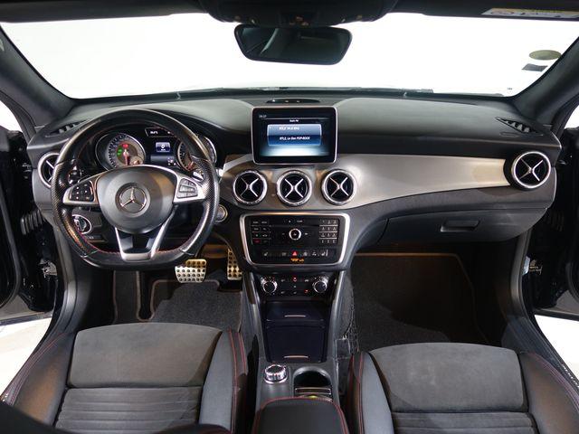 Mercedes Benz Cla image 8