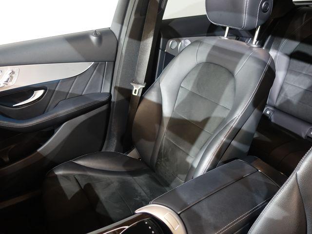 Mercedes Benz Glc image 9