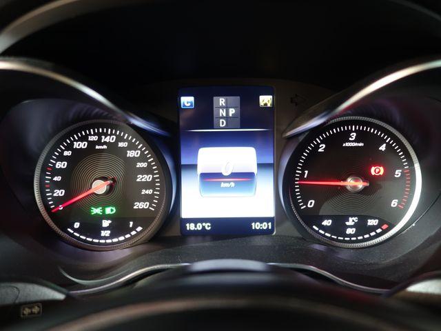 Mercedes Benz Glc image 8
