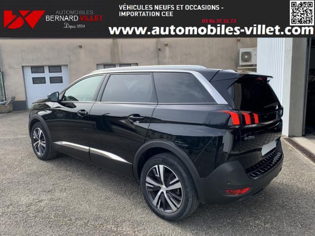 Peugeot 5008 image 1