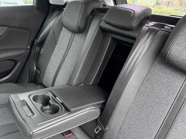 Peugeot 3008 image 7