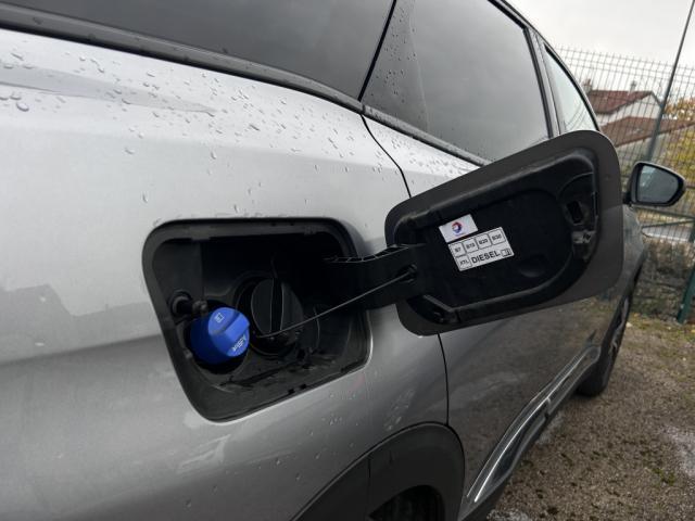 Peugeot 3008 image 2