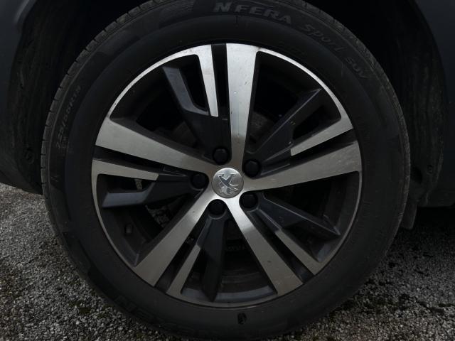 Peugeot 3008 image 8