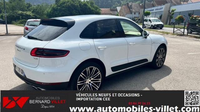 Porsche Macan image 9