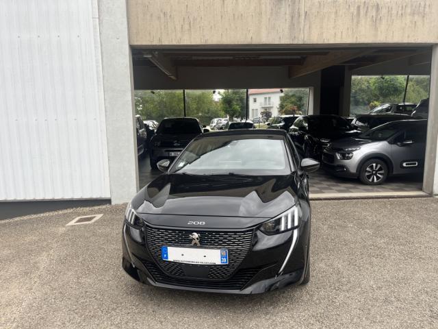 Peugeot 208 image 9