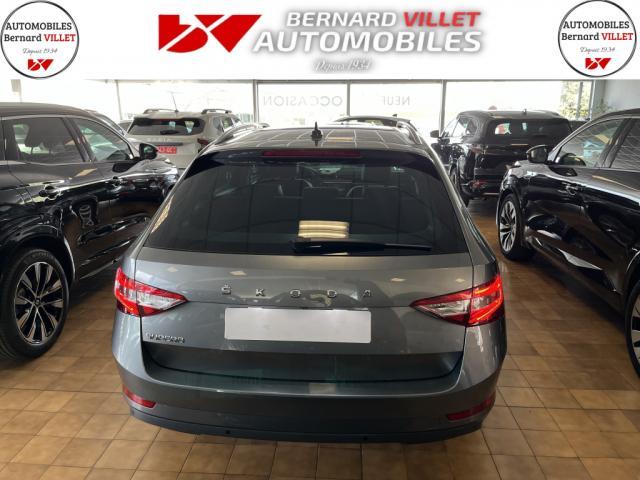 Skoda Superb Combi image 4