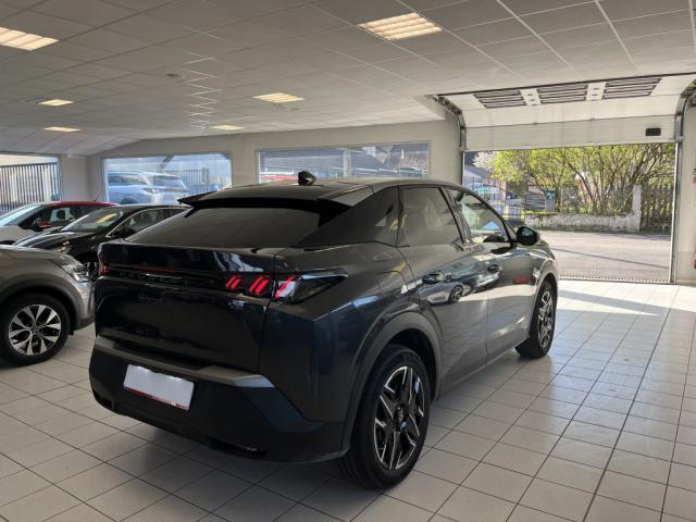 Peugeot 3008 image 2