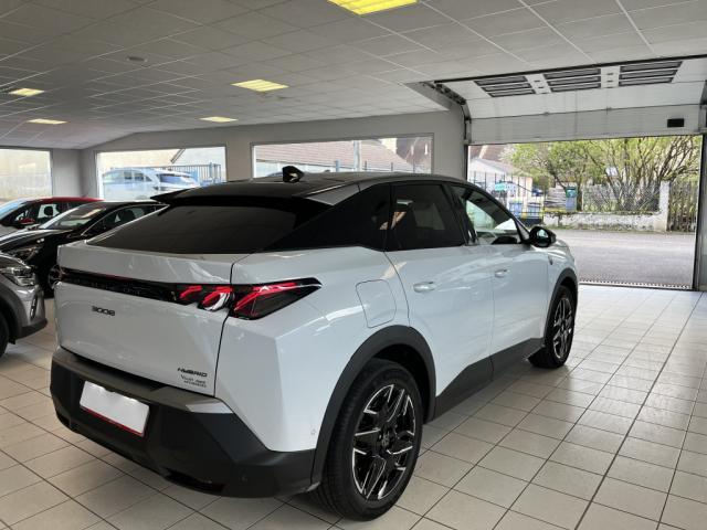 Peugeot 3008 image 2