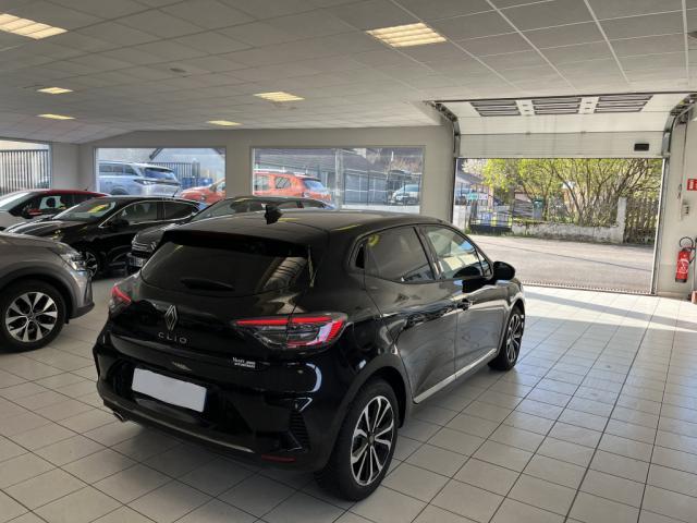 Renault Clio image 8