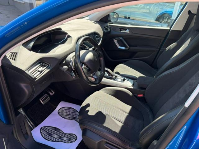 Peugeot 308 image 6