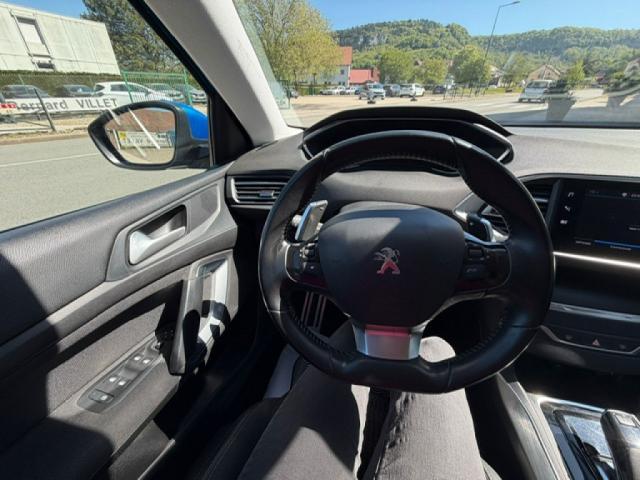 Peugeot 308 image 8
